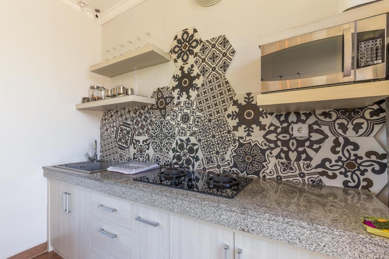 Ayuna Suites Canggu Exteriör bild